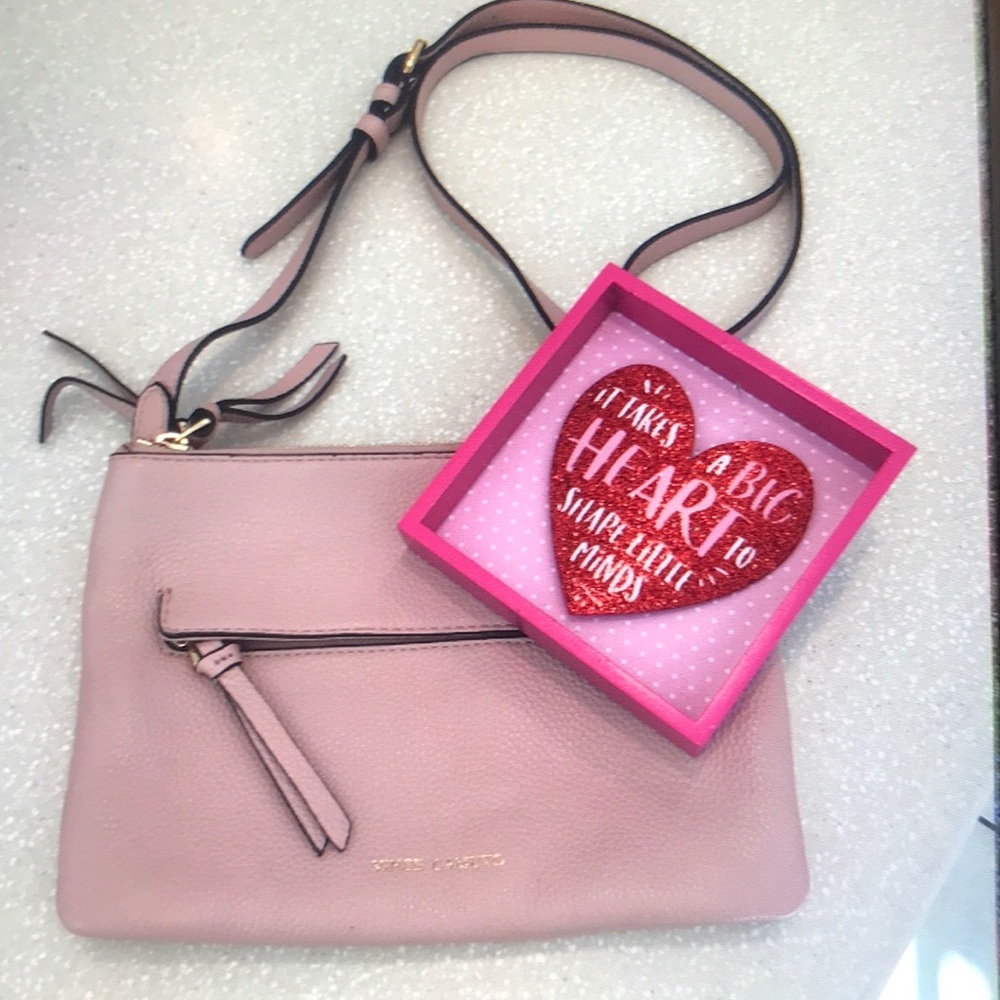 Vince Camuto Leather Cross purse